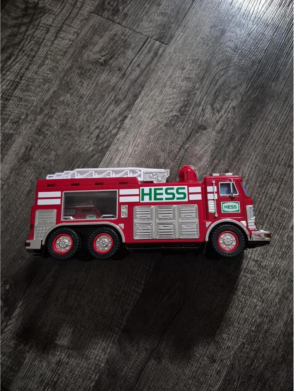 2004 HESS EMERGENCY TRUCK WITH RESCUE VEHICLE COLLECTIBLE TRUCK